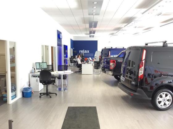Commercial Vehicle Showroom