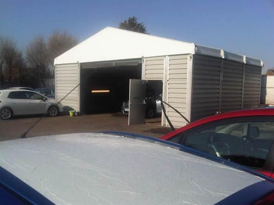Temporary repair and car valeting building Blackpool Toyota Smart-repair and valet bay