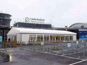 Temporary building for airport reception areas
