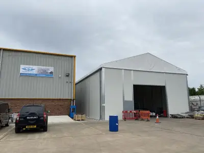 Universal Fabrications - tpuni011-1