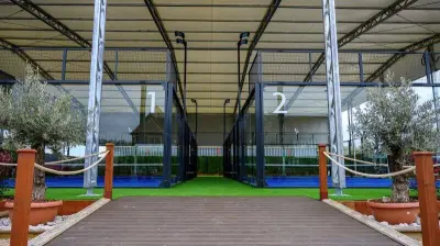 Padel tennis court building construction for country club