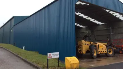 Rapid build loading bay solves warehouse space dilemma