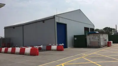 Temporary customs clearance building