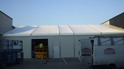 Bridge-the-gap with a custom made temporary building