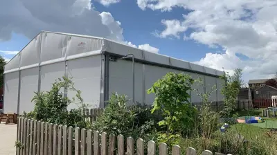 Temporary school hall for students in Lincoln