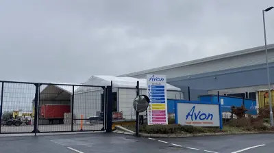Temporary loading canopy and warehouse for Avon Freight