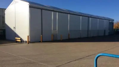 Temporary packaging store