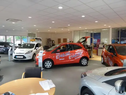 Temporary Showroom