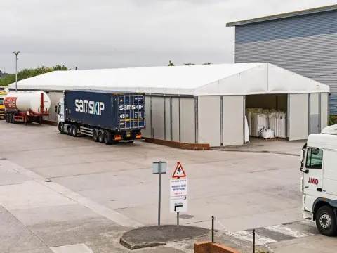 temporary storage building tprhs 02
