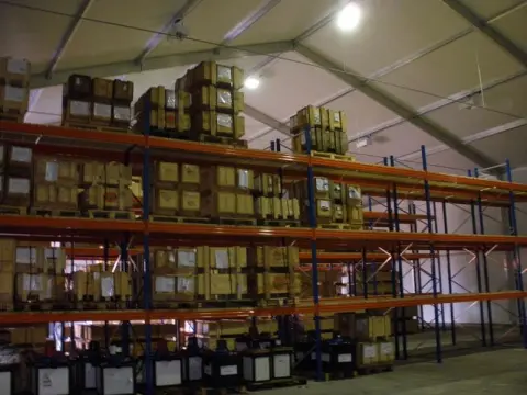 steel roof temporary building