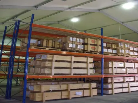 steel roof temporary building