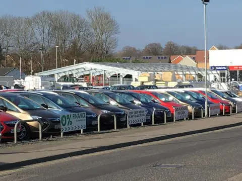 new vehicle showroom stfgb001 7