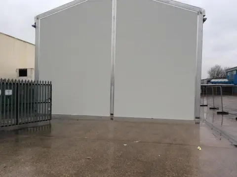 temporary packaging store tpgra001 2