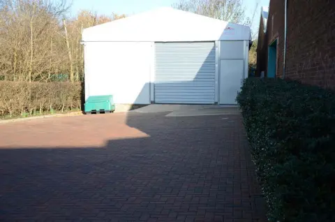 watch company storage building CIT003 1 0