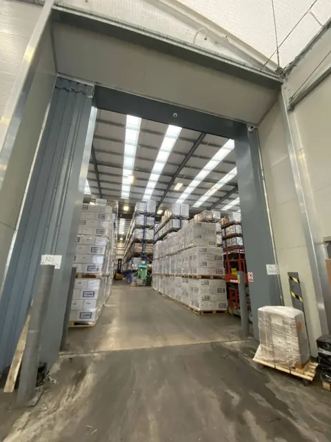 loading bay avo002 2 3