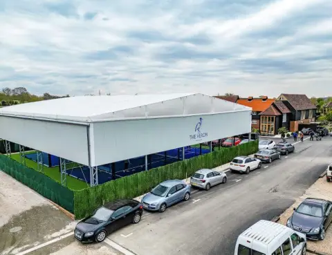 heron padel club external view.1